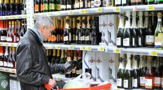 Минздрав предложил повысить цену на крепкий алкоголь