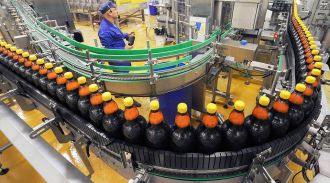 Минфин прорабатывает вопрос о целесообразности введения минимальной розничной цены на пиво