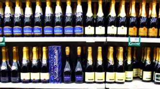 Эксперт: минимальная цена поможет отличить шампанское от винного напитка