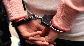 Сотрудники полиции в г. Раменское задержали подозреваемую в попытке сбыта наркотиков