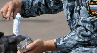 Почти полкилограмма синтетической «соли» изъяли полицейские в Республике Крым