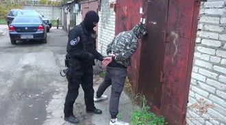 В Ленобласти полиция изъяла из нарколаборатории около 85 тонн веществ