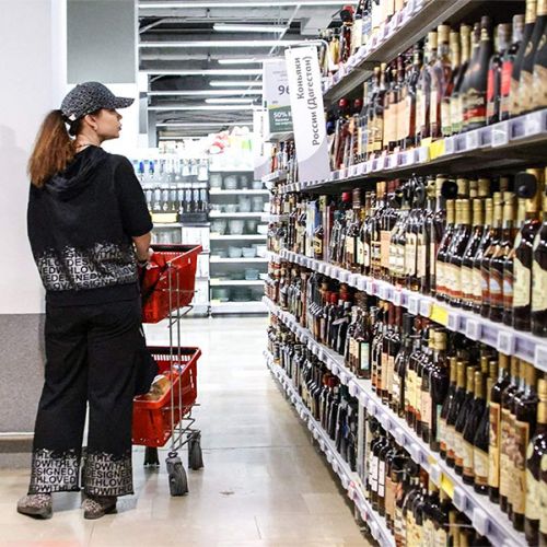 Вне зоны градуса: 47 регионов запретят продажу алкоголя 1 сентября