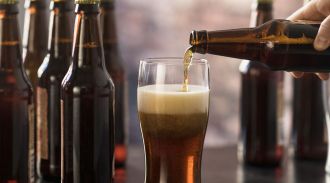 Пиво — не для бедных: пенному напитку назначат минимальную цену