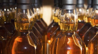 Цех по производству поддельного алкоголя ликвидирован в Раменском