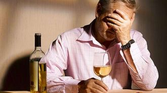 Нарколог обозначил "границы алкоголизма"