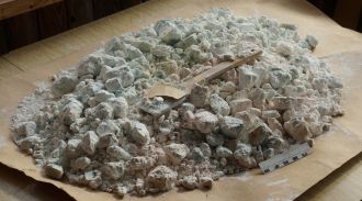 В Брянской области из нарколаборатории изъяли более 8 кг мефедрона