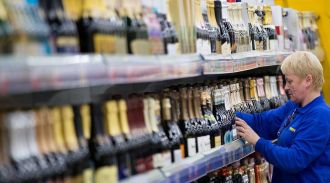 Продажи шампанского в России за 10 месяцев выросли на 8,5%