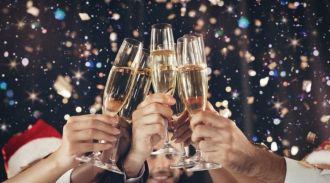 Диетолог рассказала, сколько можно выпить на Новый год без вреда здоровью