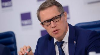 Мурашко призвал поддерживать инициативы по ограничению продаж алкоголя в России