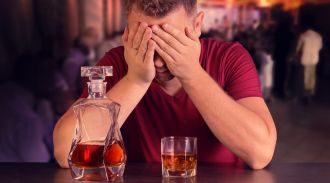Что будет, если отказаться от алкоголя? Отвечает врач-нарколог