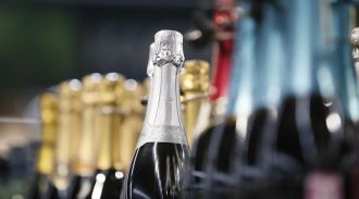 Продажи вина и шампанского выросли в 2020 году