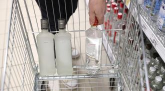 Мурашко заявил о снижении продаж алкоголя на 3% в 2020 году