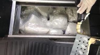 Полицейские в Югре изъяли более 18 кг синтетических наркотиков