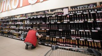 В Минфине предложили установить минимальную розничную цену на весь алкоголь