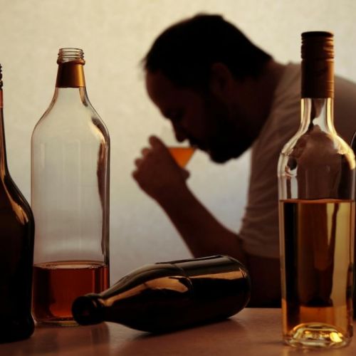 Выход есть: как в России борются с алкогольной зависимостью