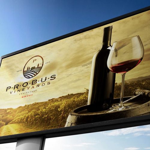 Бокал вида: кабмин готов поддержать рекламу российского вина на билбордах