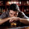 Зависимость или простительная слабость – пить в одиночестве?