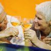 Алкоголь в преклонном возрасте: друг или враг?