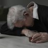 Алкогольная зависимость пожилых людей: старость не в радость