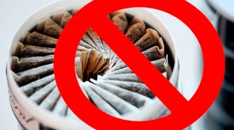 В ЕР призвали запретить продажу никотиносодержащей продукции детям