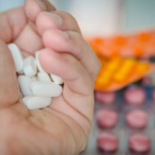 Аптечные наркотики: что это, самые опасные аптечные таблетки